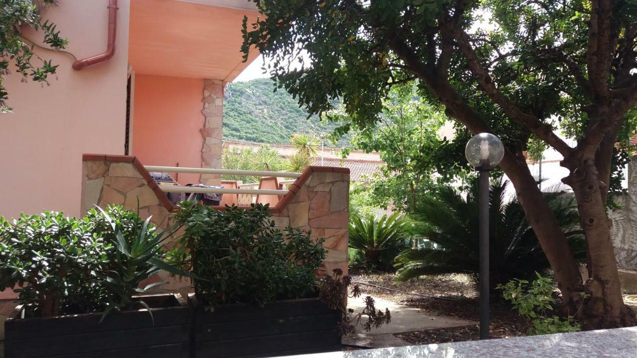 Villa Mary Fluminimaggiore Εξωτερικό φωτογραφία